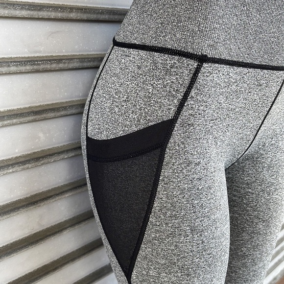 Soho Girls Mesh Legging Size S - Picture 9 of 11